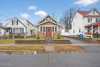 36 Frost Place, Albany, NY 12205