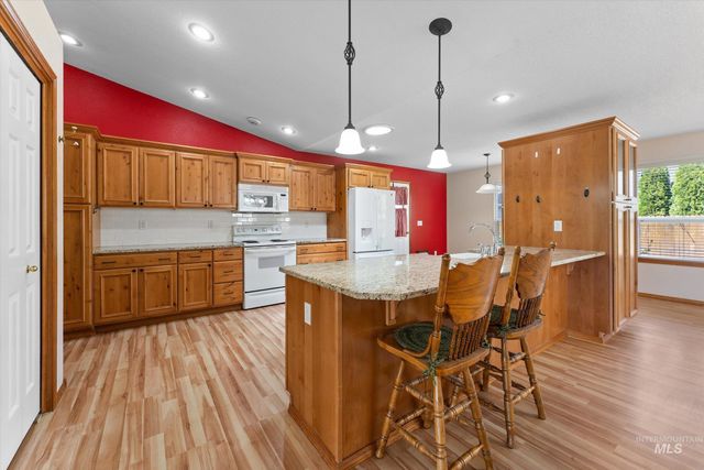 2220 Andy Pl, Nampa, ID 83651