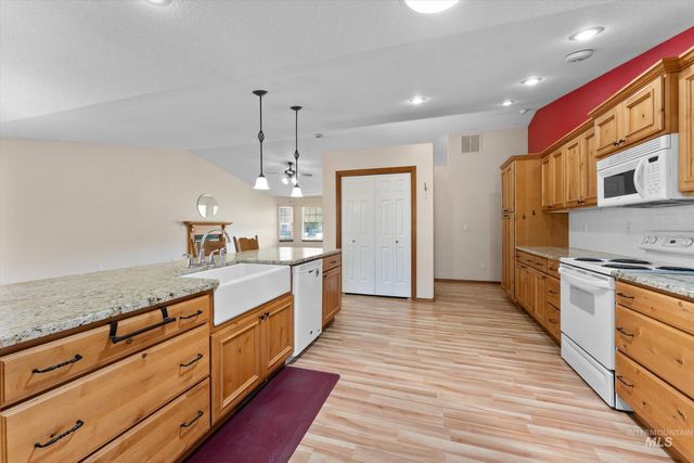 2220 Andy Pl, Nampa, ID 83651