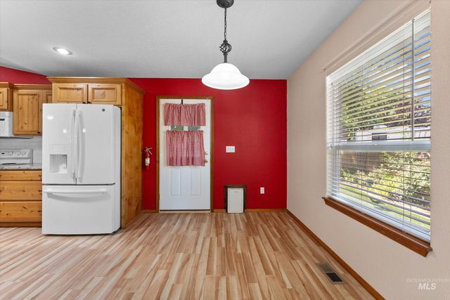 2220 Andy Pl, Nampa, ID 83651