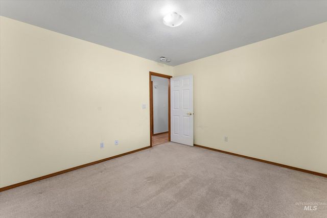 2220 Andy Pl, Nampa, ID 83651