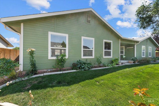2220 Andy Pl, Nampa, ID 83651