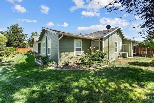 2220 Andy Pl, Nampa, ID 83651