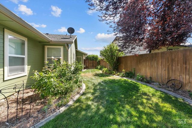 2220 Andy Pl, Nampa, ID 83651