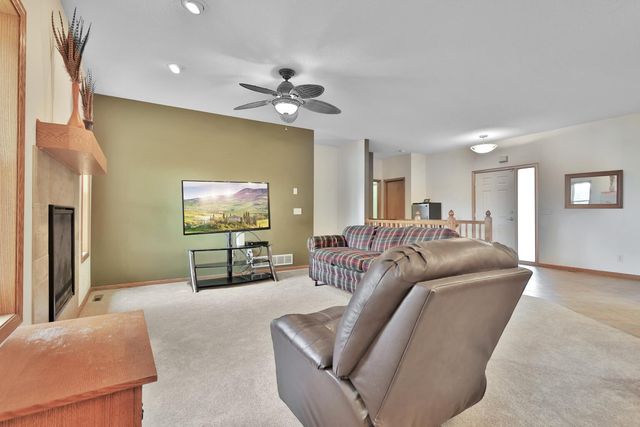 11593 Erin Street NE, Hanover, MN 55341