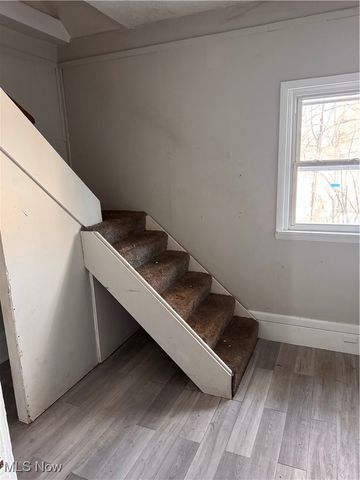 7115 Park Avenue, Cleveland, OH 44105