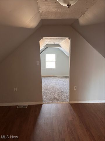 7115 Park Avenue, Cleveland, OH 44105