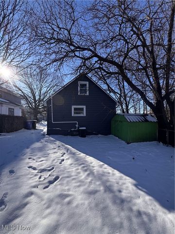 7115 Park Avenue, Cleveland, OH 44105