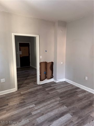 7115 Park Avenue, Cleveland, OH 44105