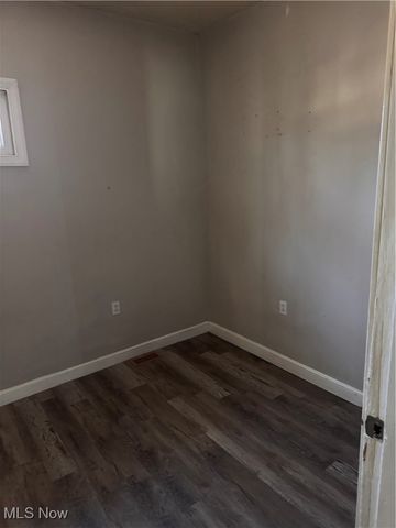 7115 Park Avenue, Cleveland, OH 44105