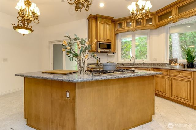 7033 Phillips Road SW, Lakewood, WA 98498