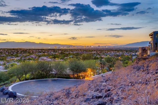 1626 Liege Drive, Henderson, NV 89012