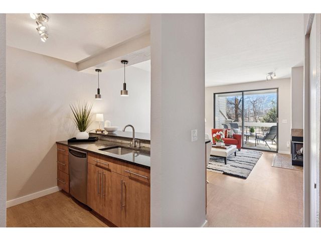 3260 47th St 108A, Boulder, CO 80301