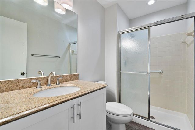 178 Lake Susan Lane, West Palm Beach, FL 33411