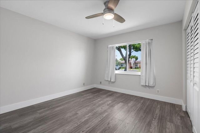 178 Lake Susan Lane, West Palm Beach, FL 33411