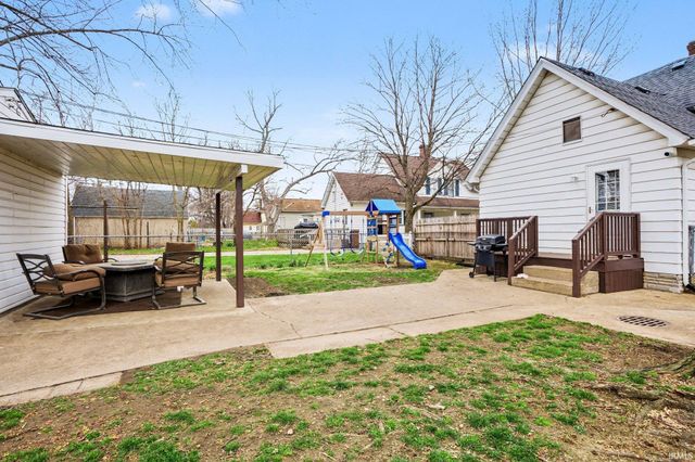 215 Smith Street, Mishawaka, IN 46544