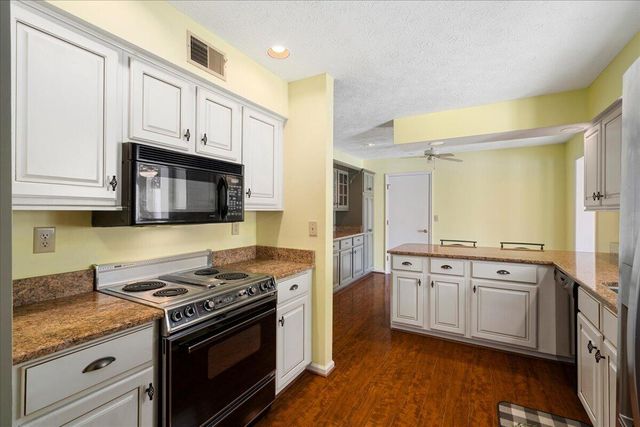 3504 Cheddington Lane, Lexington, KY 40502