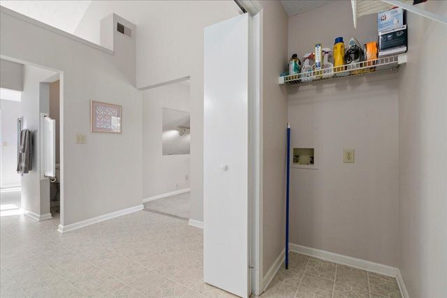 3504 Cheddington Lane, Lexington, KY 40502