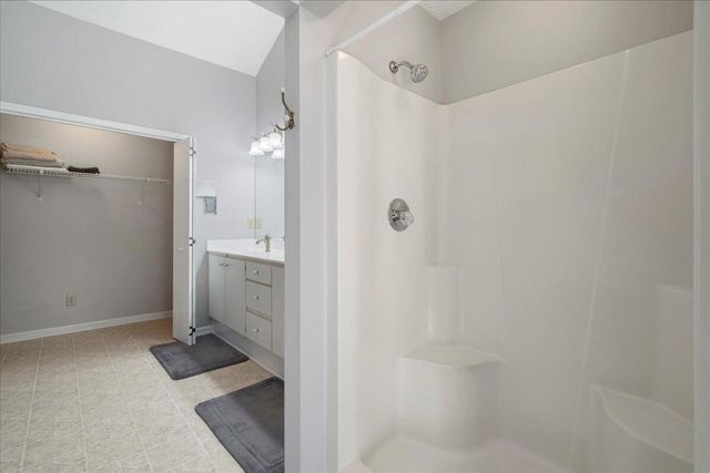 3504 Cheddington Lane, Lexington, KY 40502
