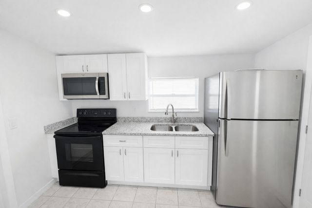 5010 Killarney Avenue A, Fort Pierce, FL 34951