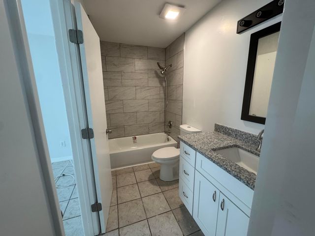 5010 Killarney Avenue A, Fort Pierce, FL 34951