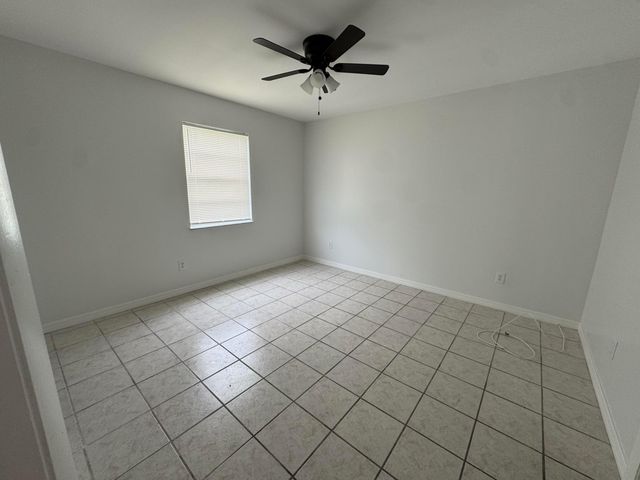 5010 Killarney Avenue A, Fort Pierce, FL 34951