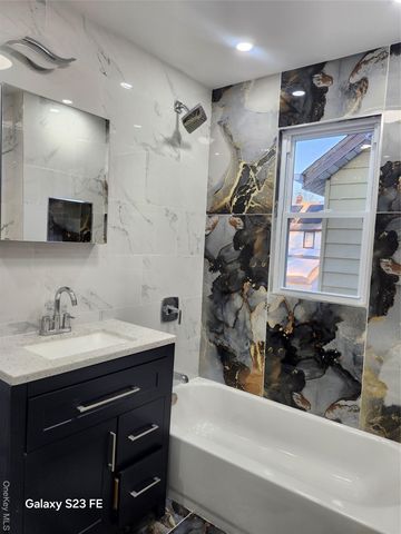 191-33 114th Road, Saint Albans, NY 11412