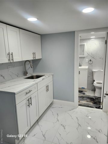 191-33 114th Road, Saint Albans, NY 11412