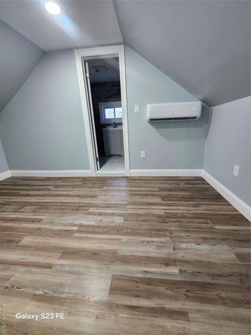 191-33 114th Road, Saint Albans, NY 11412