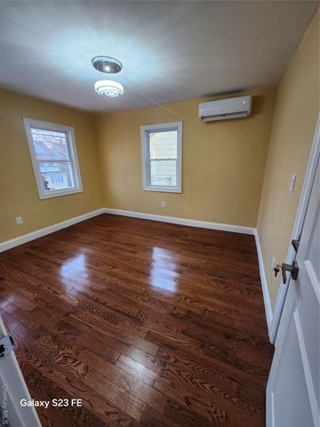 191-33 114th Road, Saint Albans, NY 11412