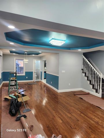 191-33 114th Road, Saint Albans, NY 11412