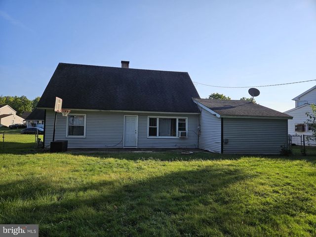 15 PARSON LN, Willingboro, NJ 08046