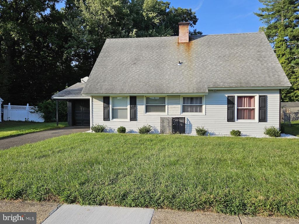 15 PARSON LN, Willingboro, NJ 08046