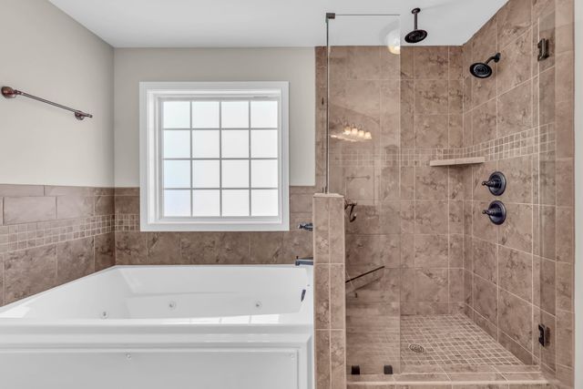 1817 Autumnwood Blvd, Clarksville, TN 37042