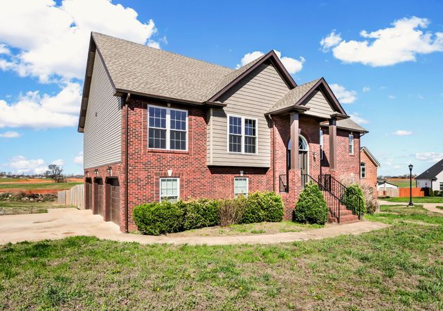 1817 Autumnwood Blvd, Clarksville, TN 37042