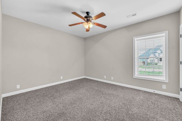 1817 Autumnwood Blvd, Clarksville, TN 37042