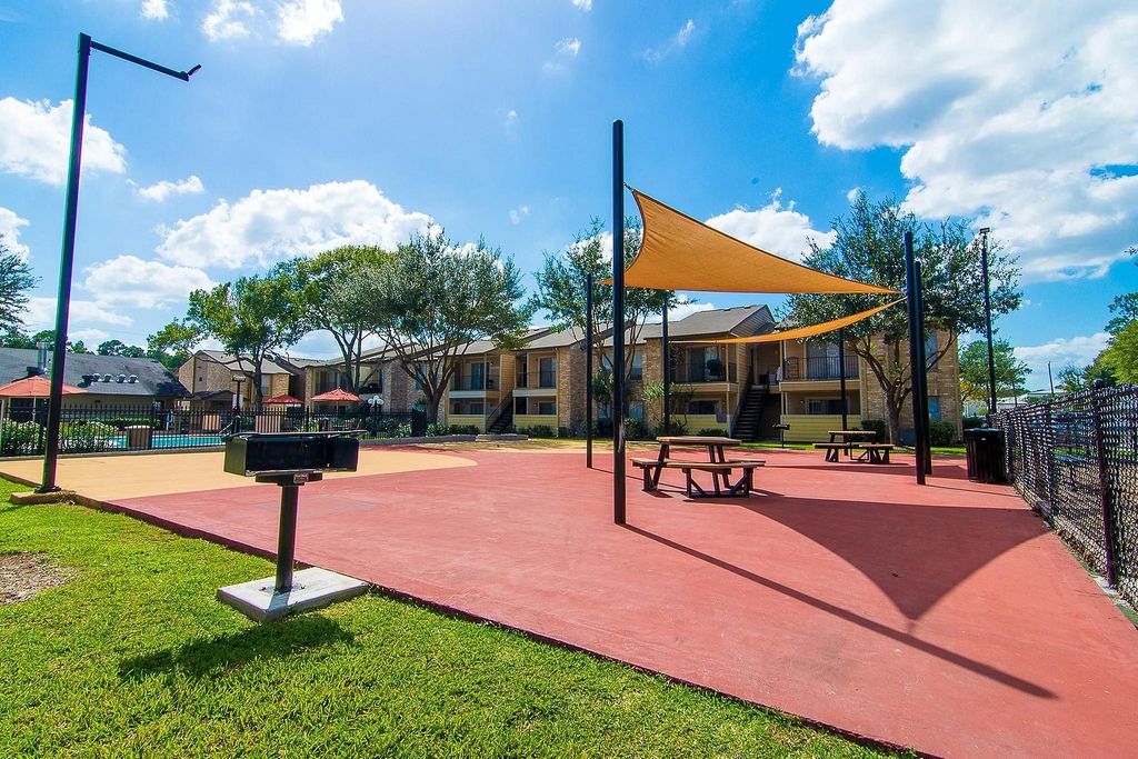 8455 Will Clayton Parkway 203, Humble, TX 77338