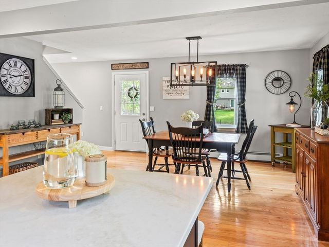6 Maple Lane, Leicester, MA 01524