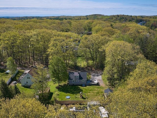6 Maple Lane, Leicester, MA 01524