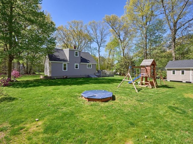 6 Maple Lane, Leicester, MA 01524
