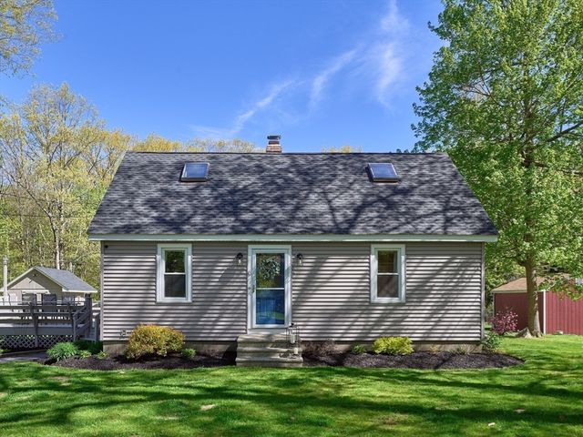 6 Maple Lane, Leicester, MA 01524