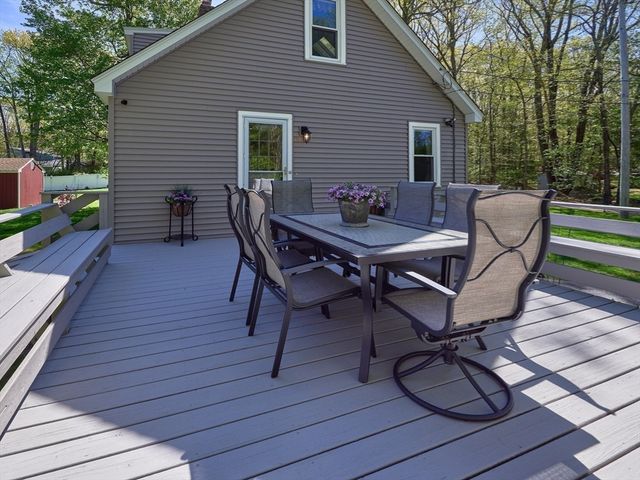 6 Maple Lane, Leicester, MA 01524