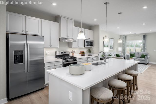 11117 Emerson Landing Drive, Charlotte, NC 28216