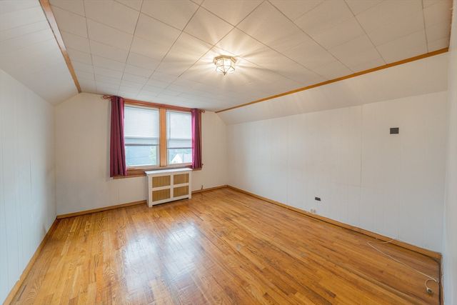 33 Olive St, Revere, MA 02151
