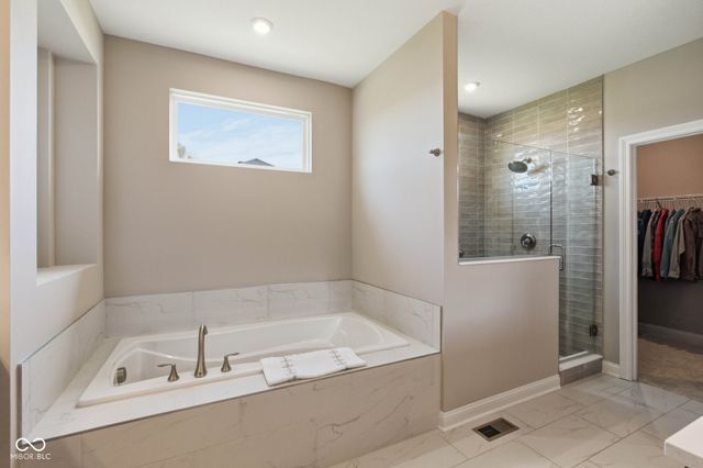 9381 Coopers Lane, Mccordsville, IN 46055