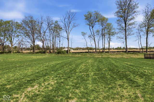 9381 Coopers Lane, Mccordsville, IN 46055