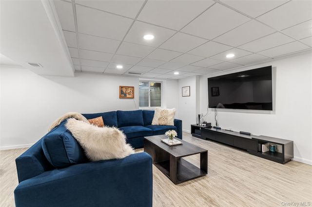 17 Ledgewood Commons, Millwood, NY 10546