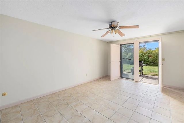 510 Child Street 303B, Warren, RI 02885