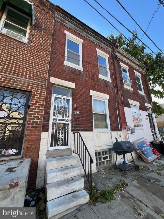 2428 W GORDON ST, Philadelphia, PA 19132