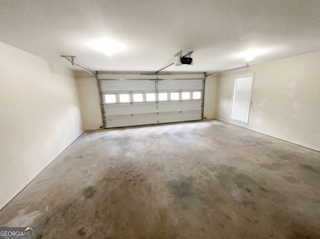 70 Sunny Brook Drive, Newnan, GA 30263